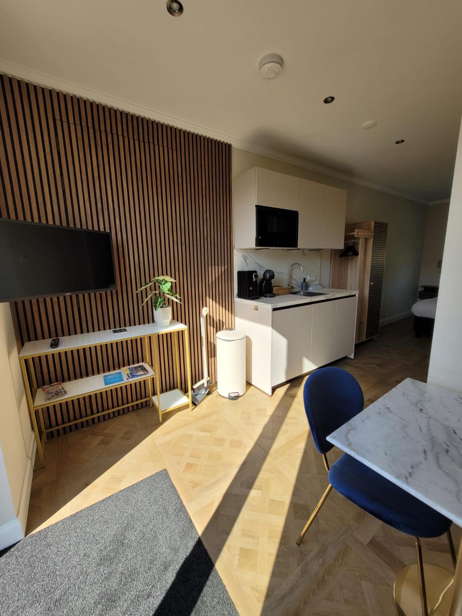 Luxe Kamer Langendam 48 Met Prive Terras Zoutelande Exterior foto